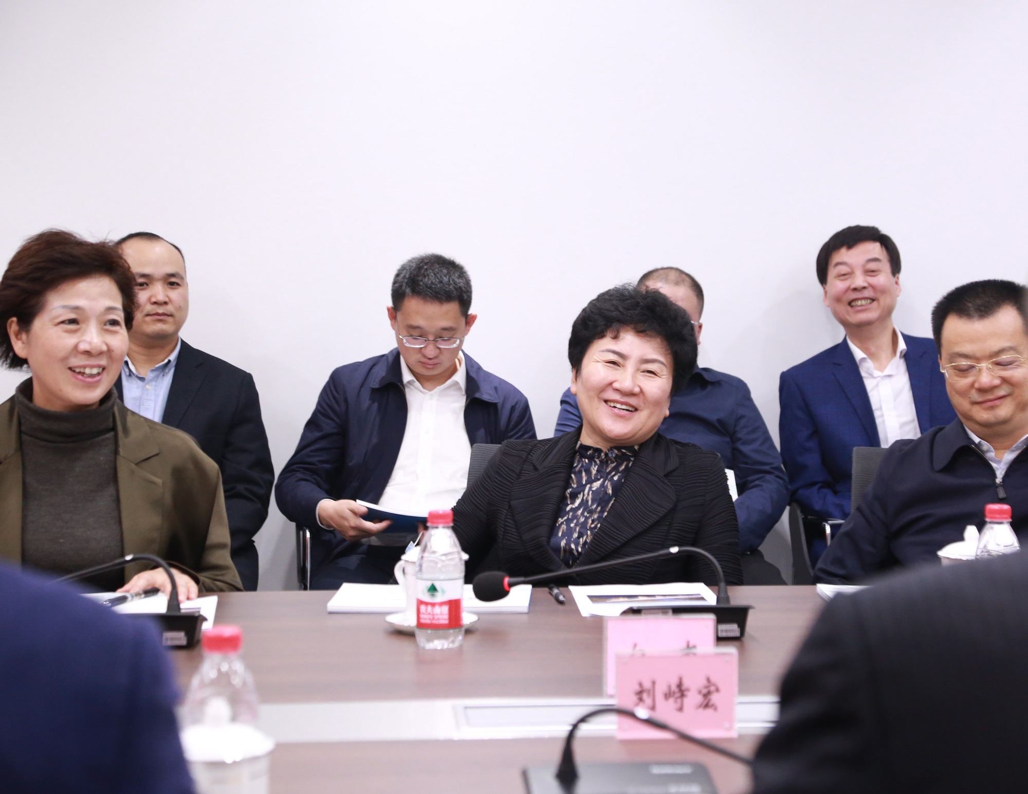 省人大常委會(huì)副主任、達(dá)州市委書記包惠蒞臨公司視察指導(dǎo)